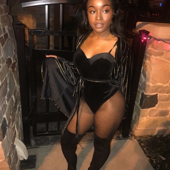 Black velvet leotard, Long cardigan - Picture 4 of 5